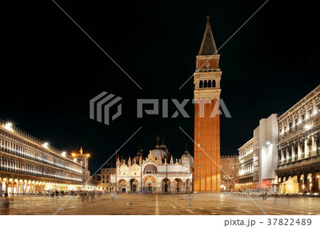 Piazza San Marco night 37822489