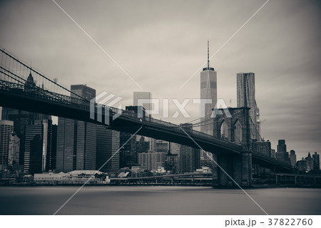 Manhattan Manhattan 37822760