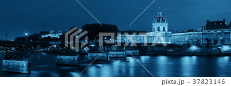 River Seine River Seine 37823146