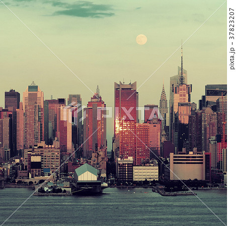 New York City skyscrapers 37823207