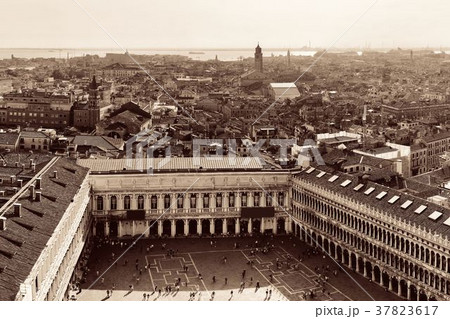 Piazza San Marco bell tower view 37823617
