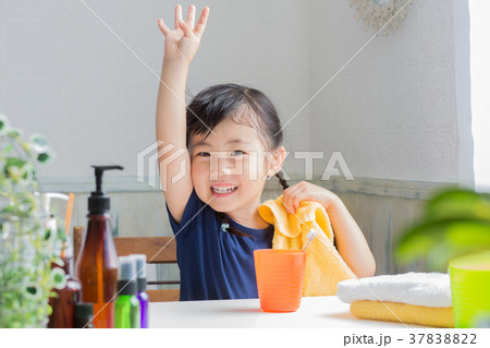 歯磨き 37838822