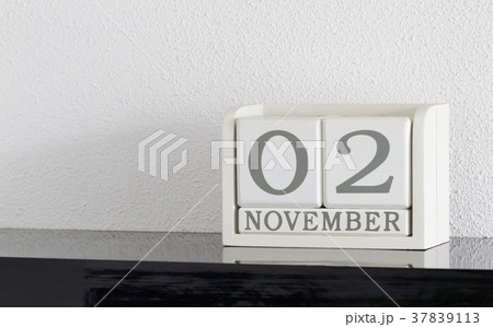 White block calendar White block calendar 37839113
