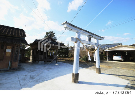 虎居大角公民館にある神社 虎居大角公民館にある神社 37842864