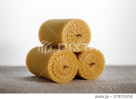 candles made of natural wax candles made of natural wax 37855058