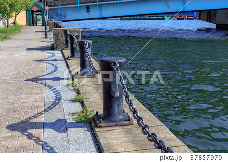 那珂川沿いの転落防止柵 ベイサイドプレイス博多 福岡市博多区 那珂川沿いの転落防止柵 ベイサイドプレイス博多 福岡市博多区 37857970
