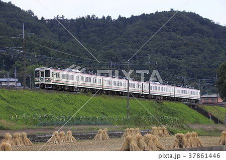 上越線107系（さよなら運転：団体列車） 37861446