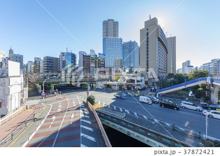 東京　飯田橋駅東口の風景 37872421