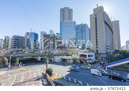 東京 飯田橋駅東口の風景 東京 飯田橋駅東口の風景 37872422