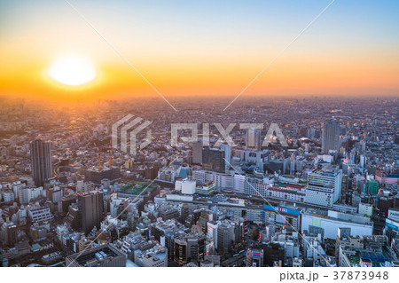 《東京都》都会の夕暮れ 《東京都》都会の夕暮れ 37873948