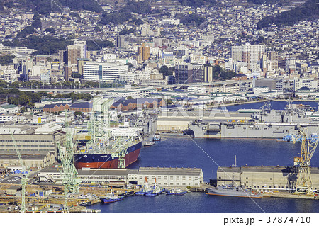 長崎 石岳展望台から見た佐世保市街と佐世保港 長崎 石岳展望台から見た佐世保市街と佐世保港 37874710