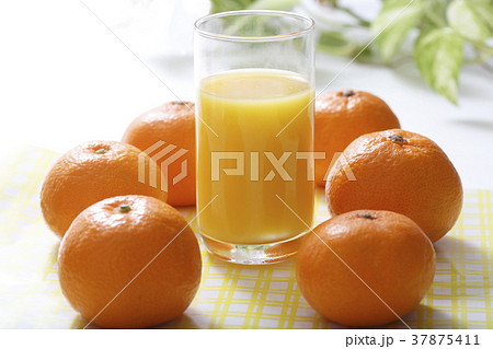 みかんとジュース 37875411