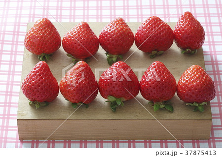 あまおう あまおう 37875413