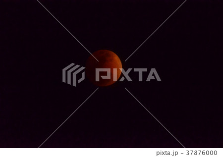 皆既月食 37876000