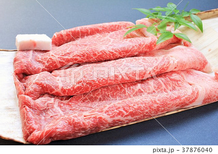 霜降り牛肉 37876040