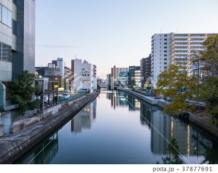 名古屋：堀川と尾頭橋鉄橋 37877691
