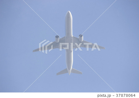 空飛ぶ航空機 空飛ぶ航空機 37878064