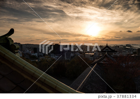 和歌山城天守閣からの夕景 37881334