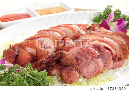 roasted pork 37884369