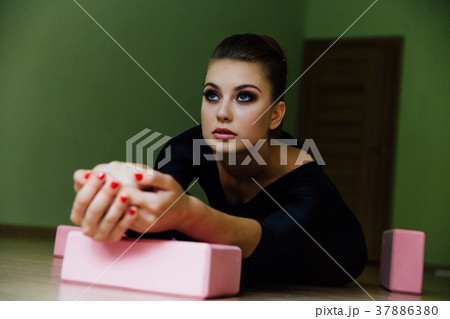 elegant beautiful modern ballet dancer girl with elegant beautiful modern ballet dancer girl with 37886380