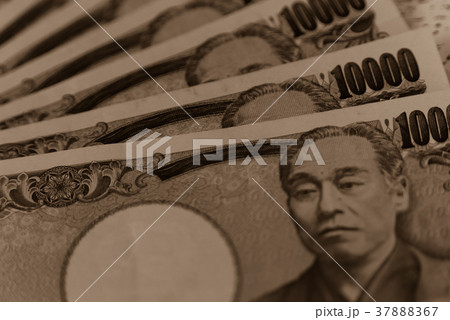 お札 37888367