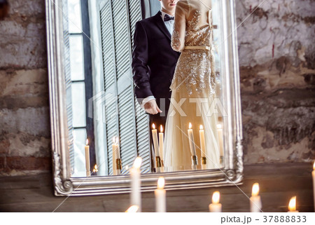 wedding couple 37888833