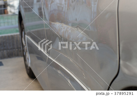 車の傷 車の傷 37895291