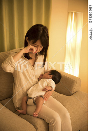 育児 37896997