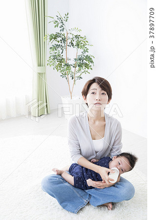 育児 育児 37897709