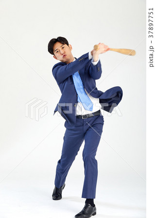 韓国人 野球 スーツ 37897751