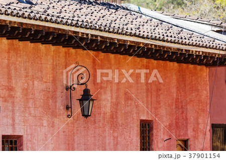 Colonial architecture in Guatemala 37901154