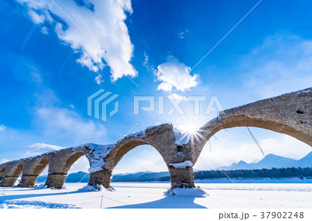 《北海道》タウシュベツ川橋梁・幻の橋 37902248