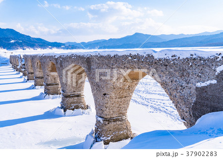 《北海道》タウシュベツ川橋梁・幻の橋 37902283