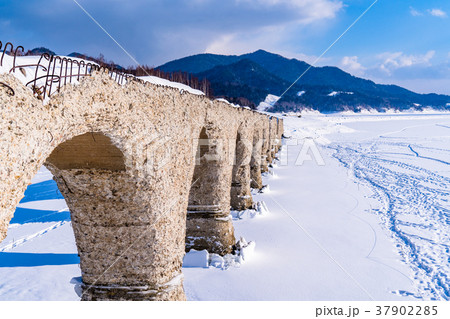 《北海道》タウシュベツ川橋梁・幻の橋 37902285