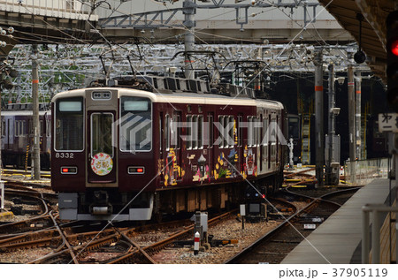 阪急電車 37905119