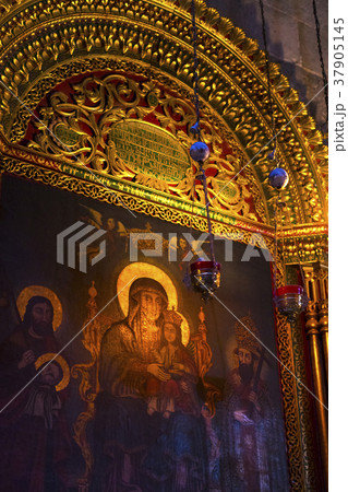 Elements of interior decoration Temple of the Holy 37905145