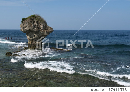岩 石 ロック 37911538