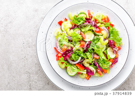 Salad of fresh vegetables. Italian cuisine 37914839