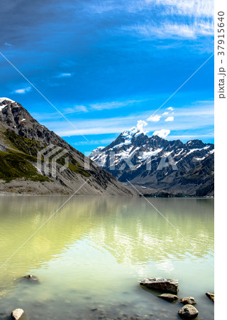 マウントクック国立公園のフッカー湖 マウントクック国立公園のフッカー湖 37915640