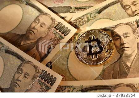 ビットコインと一万円札 B 2 ビットコインと一万円札 B 2 37923554