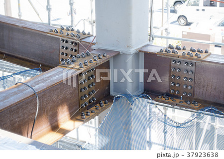 鉄骨建方高力ボルトの締付け1次締めマーキング本締めピンテール破断共回り軸回りナット回転角度±30度 37923638