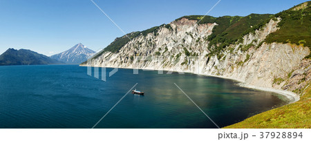 Stunning scenery autumn panorama landscape Stunning scenery autumn panorama landscape 37928894