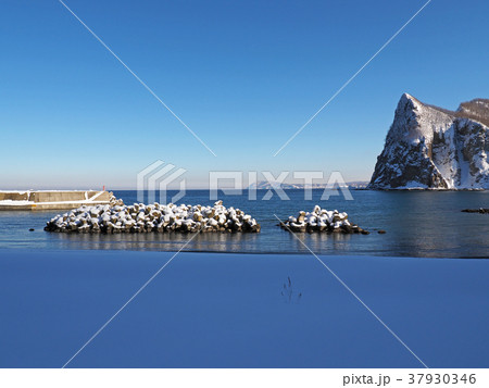 余市町 海の風景 白岩の海岸 余市町 海の風景 白岩の海岸 37930346