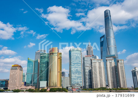 中国・上海の摩天楼 日中 中国・上海の摩天楼 日中 37931699