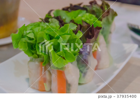Salad roll vegetable wrap 37935400
