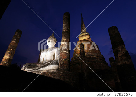 ASIA THAILAND SUKHOTHAI TEMPLE WAT SA SI 37935576