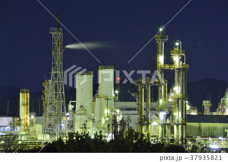 【兵庫県　姫路市】網干臨海工場の夜景 37935821