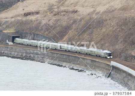 TRAIN SUITE 四季島　JR函館本線落部ー野田生間にて 37937584
