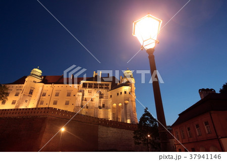 EUROPE POLAND CRACOW HAWAL 37941146