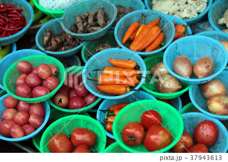 ASIA THAILAND BANGKOK NONTHABURI MARKET ASIA THAILAND BANGKOK NONTHABURI MARKET 37943613